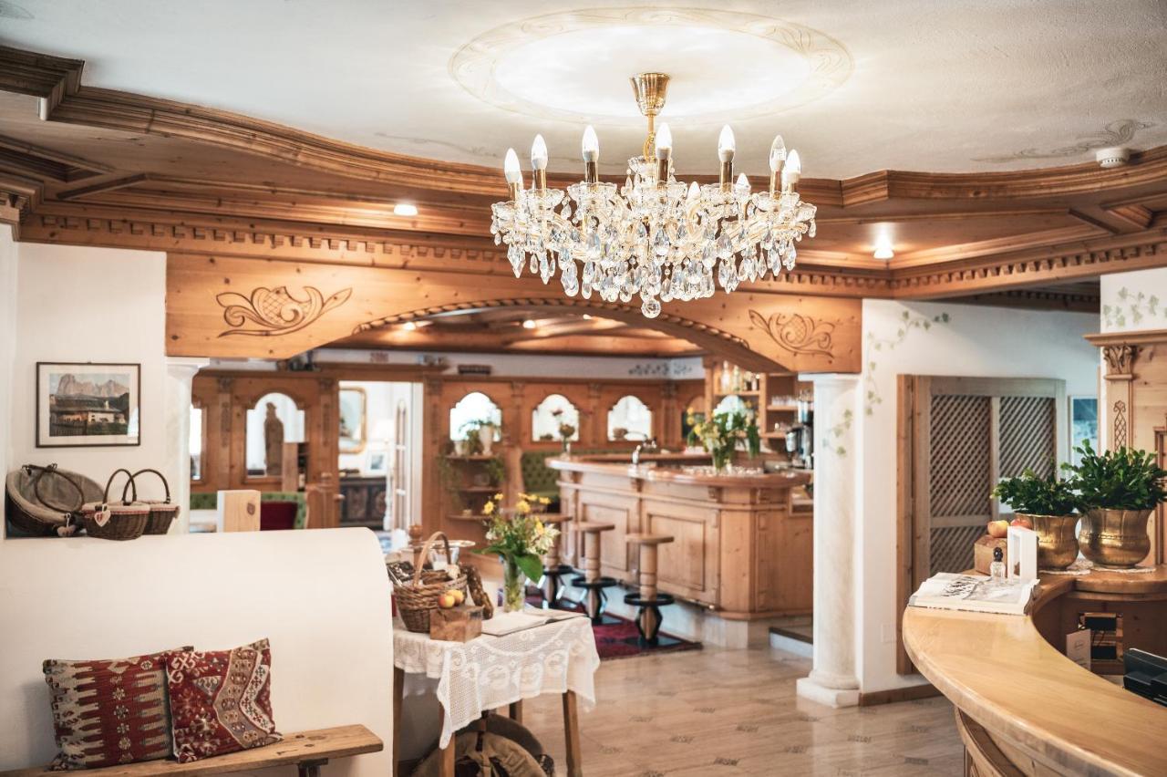 סן ויג'יליו די מרבה Hotel Chalet Corso מראה חיצוני תמונה